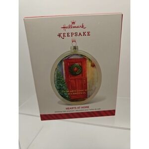 Hallmark - Hearts At Home - Glass Ornament -  Keepsake Ornament (486)
